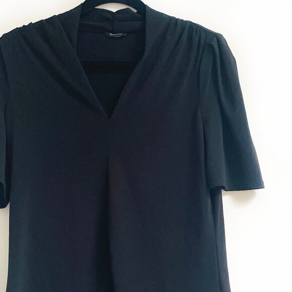 Short Sleeve Top - Picture 3 of 4